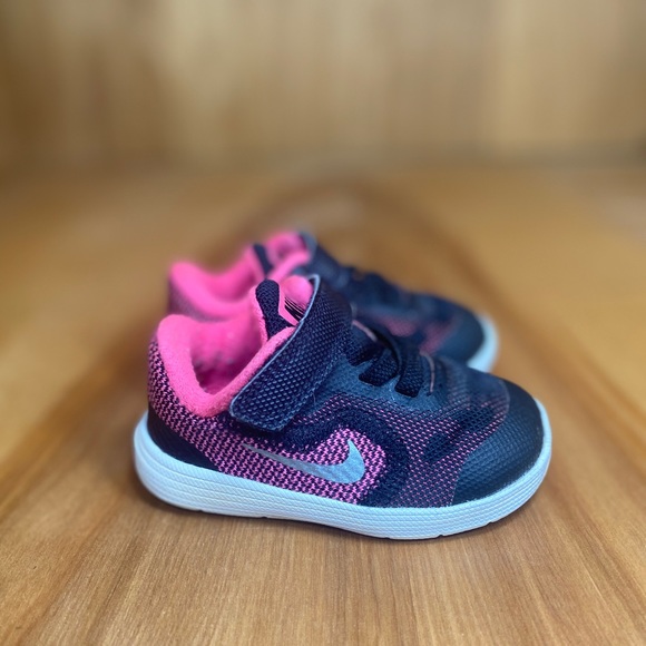 Nike | Shoes | Nike Revolution 3 Black 